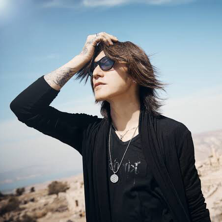 SUGIZO