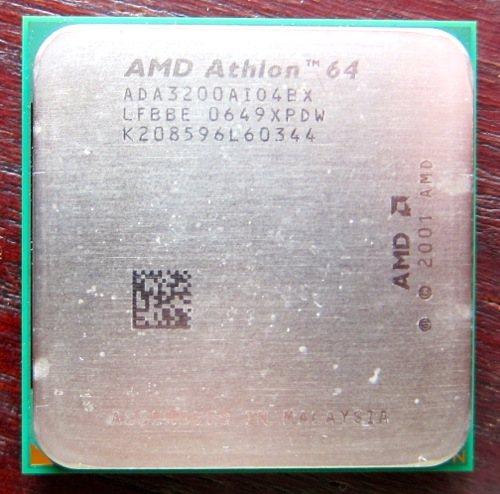 Socket754_Athlon64_1