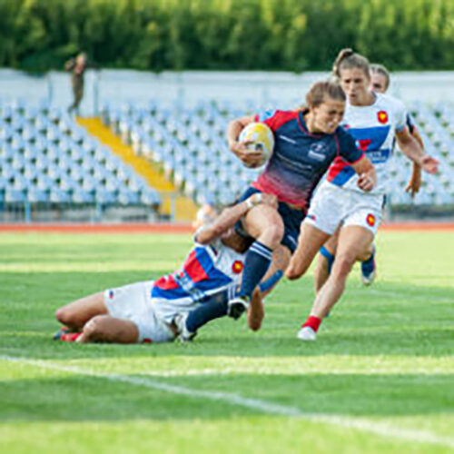 a group of women rugby players