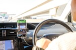 「ながら運転が厳罰化」でスマホナビが全滅!?　音声操作ナビなら心配無用！