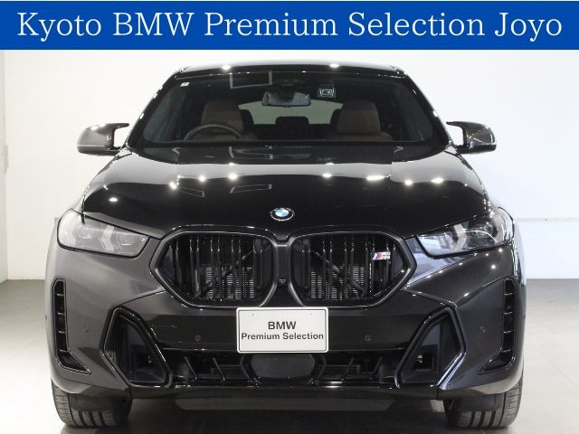 ＢＭＷ&nbsp;X6&nbsp;M60i xドライブ 4WD&nbsp;認定中古車/禁煙車/ワンオナ/サンルーフ&nbsp;京都府