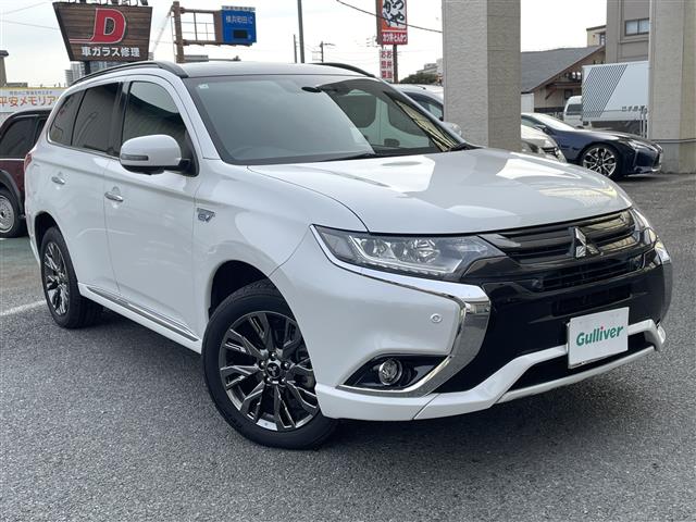 三菱&nbsp;アウトランダーPHEV&nbsp;2.0 S エディション 4WD&nbsp;SR 黒革 純正ナビ 全方位カメラ 衝突軽減&nbsp;神奈川県