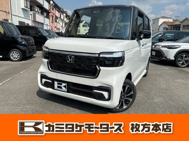 ホンダ&nbsp;N-BOX&nbsp;カスタム 660 コーディネートスタイル 2トーン&nbsp;4人乗り・両側電スラ・キーフリー&nbsp;大阪府