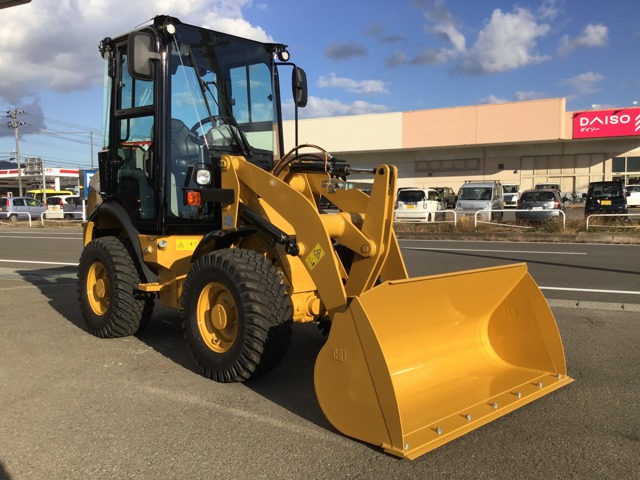 国産車その他&nbsp;CATホイールローダー&nbsp;901C2 除雪仕様 0.5立米 稼働5h&nbsp;未作業車&nbsp;秋田県