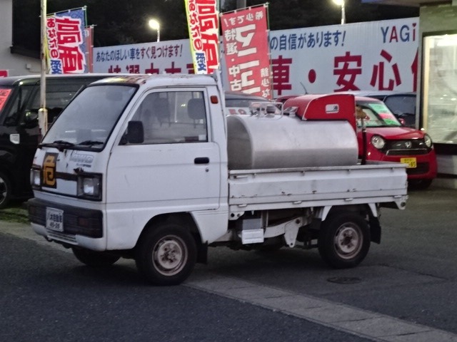 スズキ&nbsp;キャリイ&nbsp;550 KC 3方開 4WD&nbsp;タンク車 エアコン&nbsp;岩手県