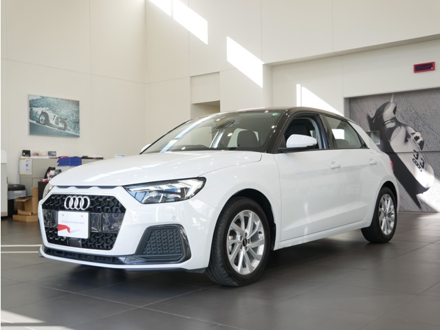 アウディ&nbsp;A1スポーツバック&nbsp;25 TFSI アドバンスト&nbsp;認定中古車 コントラストルーフ&nbsp;広島県