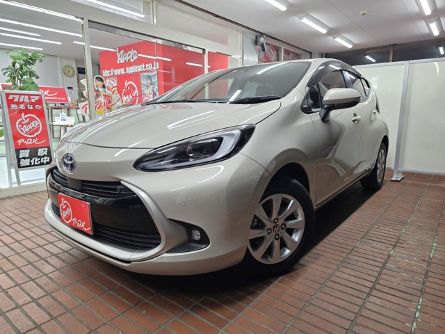 トヨタ&nbsp;アクア&nbsp;1.5 Z E-Four 4WD&nbsp;&nbsp;新潟県