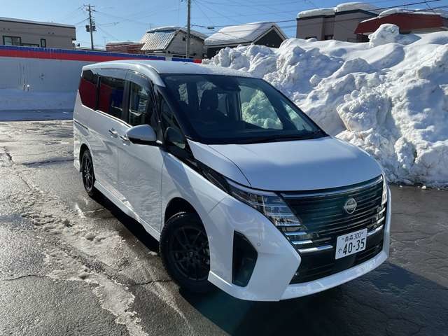 日産&nbsp;セレナ&nbsp;2.0 ハイウェイスターV 4WD&nbsp;試乗車 プロパイロット2.0 寒冷地仕様&nbsp;青森県