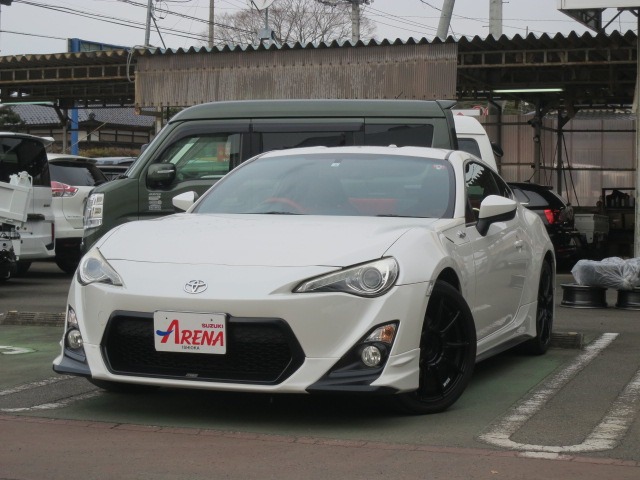 トヨタ&nbsp;86&nbsp;2.0 GT リミテッド&nbsp;ナビBカメラETC社外マフラーアルミホイール&nbsp;茨城県