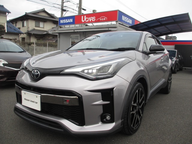 トヨタ&nbsp;C-HR&nbsp;ハイブリッド 1.8 S GR スポーツ&nbsp;アラウンドビューモニター&nbsp;愛媛県