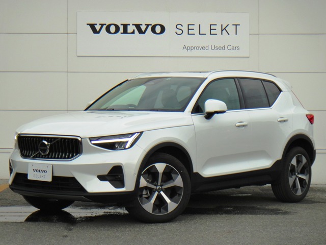 ボルボ&nbsp;XC40&nbsp;ウルトラ B4 AWD 4WD&nbsp;白革 グーグルナビ 360度カメラ ACC ETC&nbsp;宮城県