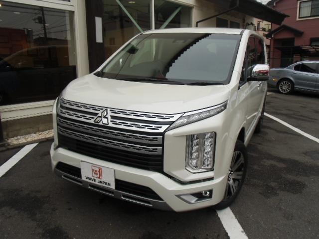 三菱&nbsp;デリカD：5&nbsp;2.2 P ディーゼルターボ 4WD&nbsp;新車11型ナビ&アラウンドM サイドステップ&nbsp;神奈川県