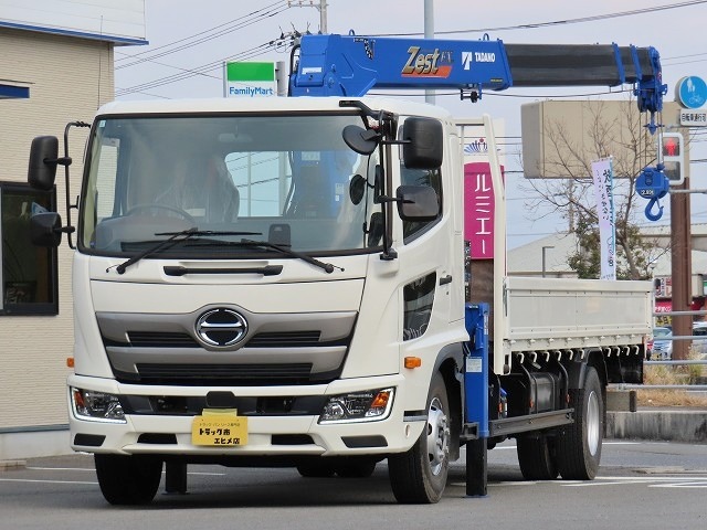 日野自動車&nbsp;レンジャー&nbsp;2.3t 4段ラジコンフックイン&nbsp;内寸-長557x幅215x高40&nbsp;愛媛県