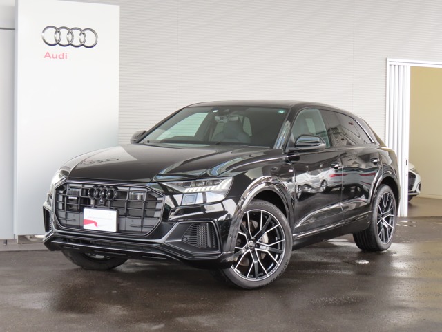 アウディ&nbsp;Q8&nbsp;55 TFSI quattro&nbsp;S lineパッケージ サンルーフ&nbsp;新潟県