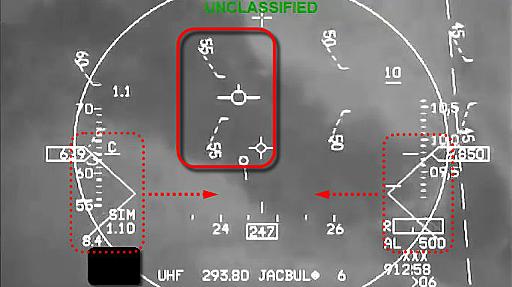 F-16戦闘機のパイロットが訓練中に気絶、直後に安全装置が作動して墜落を回避する映像が機密解除で公開される