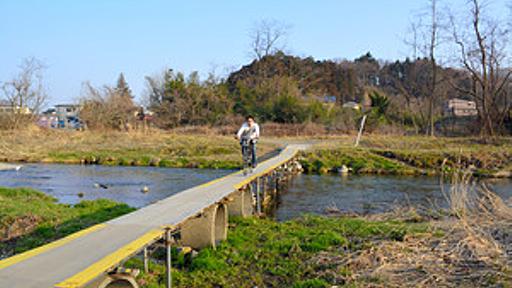 住民手作りの橋、都が撤去求める「許可ない違法工作物」：朝日新聞デジタル