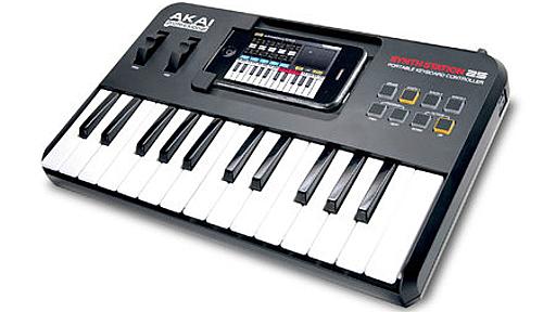 AKAI、iPhoneをシンセ・ワークステーションに変える「SynthStation25」を10月29日に発売