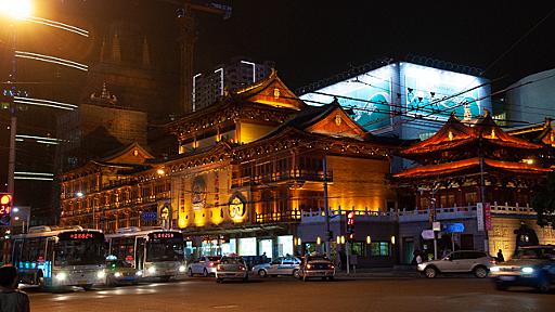 旅行写真：2010年の上海、孫権が作らせた静安寺を見学 - China（中国） - ドミナゴのブログ