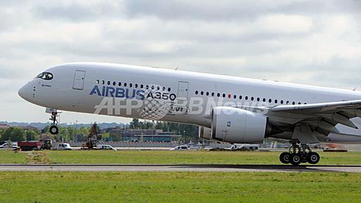 エアバスの次世代旅客機「A350」、初の試験飛行