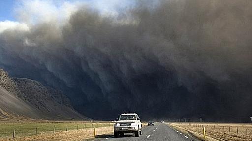 【画像大量】アイスランドが噴火の影響で世界の終焉のような暗黒の大地になってしまった件について : まとめたニュース