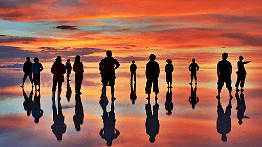 こんな景色見たことない！神秘的過ぎる赤く染まるウユニ塩湖 -uyuni sunset -