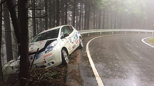 ハイブリッド車は水没で漏電して危険？