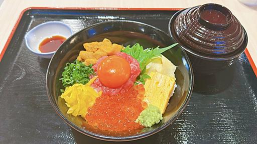 「日本人にはムリ！」「いくらなんでも高すぎる」…海鮮丼1食約7000円、豊洲で話題の「インバウン丼」は中国人の“爆食い”で日本の観光新境地を切り拓けるか | 集英社オンライン | ニュースを本気で噛み砕け