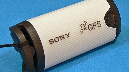 ITmedia +D LifeStyle：地図マニアにはたまらないシンプルGPS――ソニー「GPS-CS1K」 (1/3)