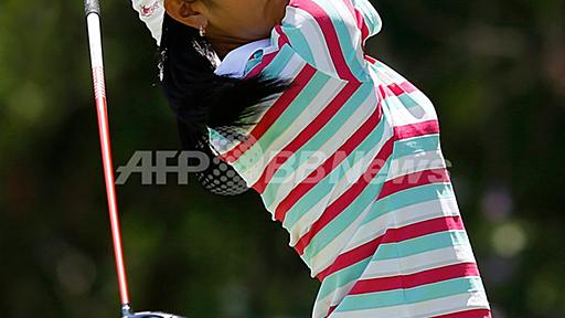 宮里藍が2位に浮上、首位はペターセン LPGAロッテ選手権