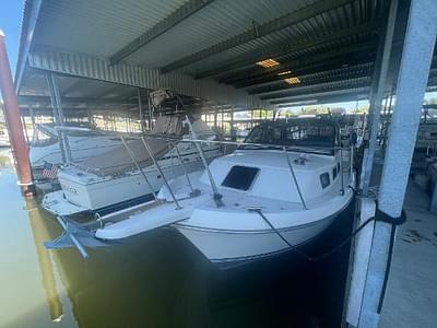 BOATZON | 1989 Carver 2807 Riviera