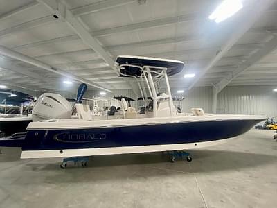 BOATZON | 2024 Robalo 246 Cayman