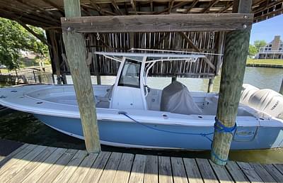 BOATZON | 2022 Sea Hunt Gamefish 30 Forward Seating