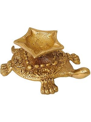 Dashing Golden Vastu Tortoise Brass Lamp