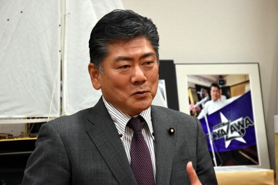 古川禎久氏＝須藤孝撮影