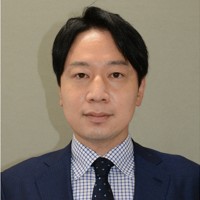 小倉将信氏