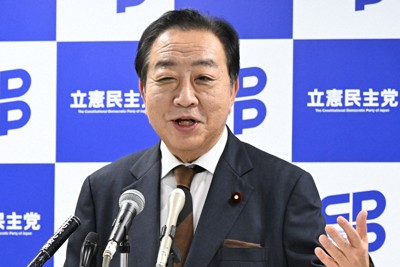 立憲民主党の仕事始めを終え、記者の質問に答える野田佳彦代表＝同党本部で2025年1月6日午前11時12分、平田明浩撮影