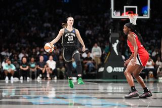 Sabrina Ionescu #20 of the New York Liberty handles the ball during the game against the Las Vegas Aces on September 8, 2024 