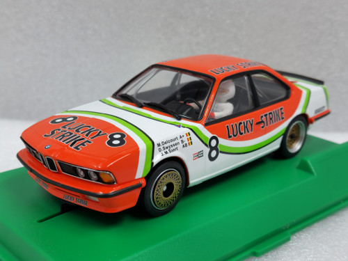 51706 Avant Slot BMW 635 CSi 24h Spa 1983 Lucky Strike, #8 1:32 Slot Car