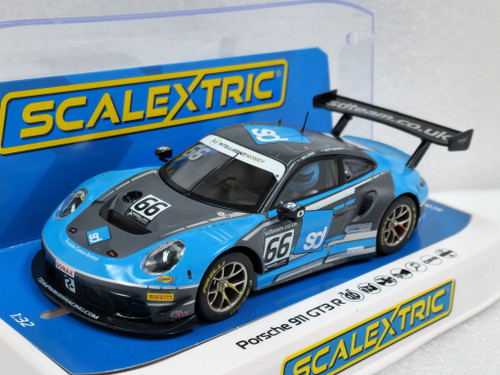 C4415 Scalextric Porsche 911 GT3 R Team Parker Racing British GT 2022, #66 1:32 Slot *DPR*