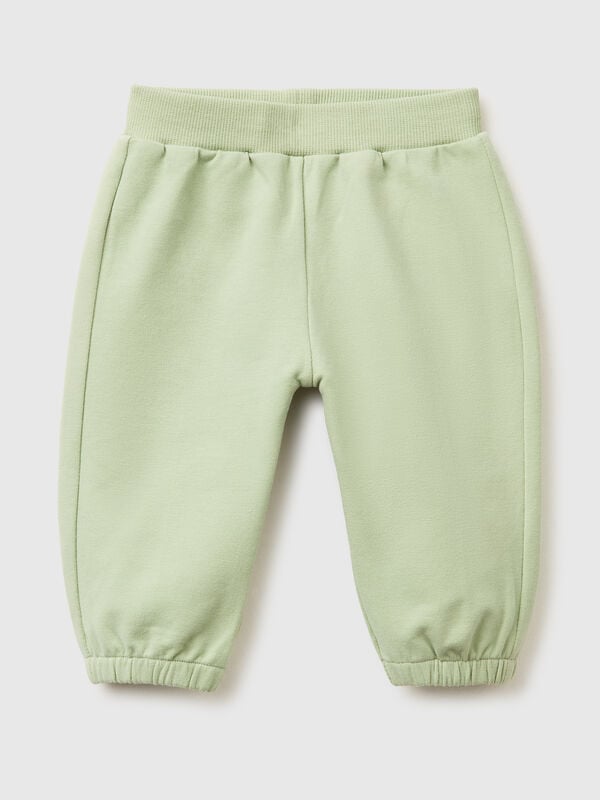 Hose mit Stickerei auf der R&uuml;ckseite Newborn