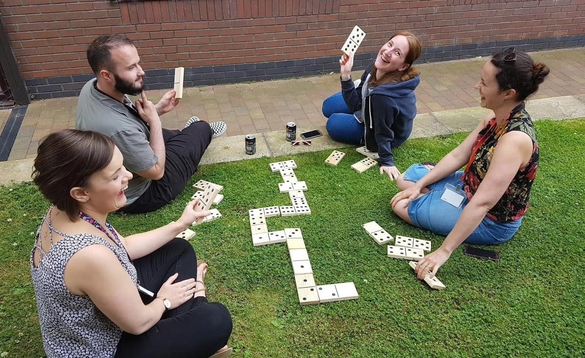 Nottingham Dominoes