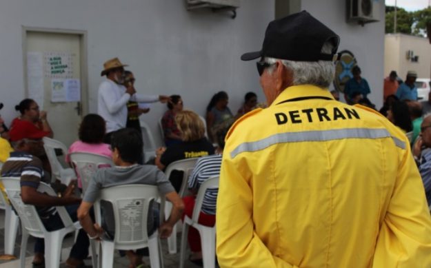 calendário-licenciamento-detran-ce