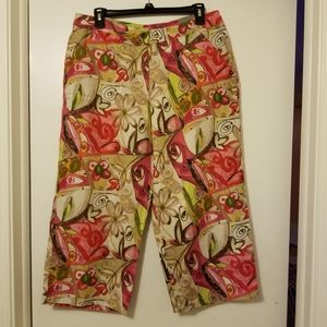 Chicos Floral print NWT Crop Pants Sz 2