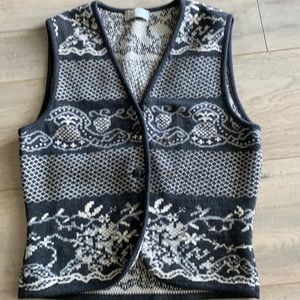 SCHON VEST