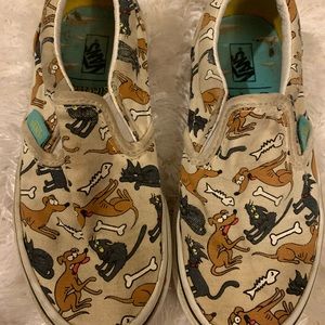 Child’s simpsons vans, dogs 12