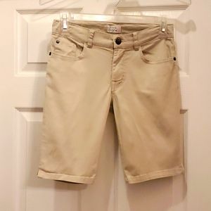 The Children's Place Girl's 10 Plus Khaki Bermuda Shorts with Adjustable Waste