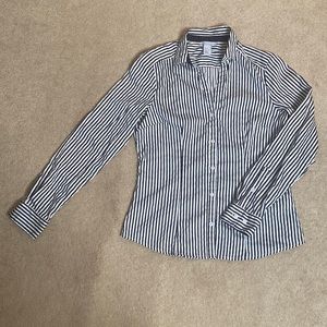 H&M women’s button down blouse