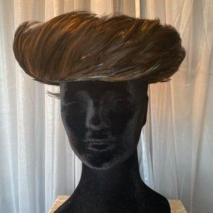 VINTAGE THE MAY CO. CHOCOLATE BROWN FEATHERED HALO HAT (22")