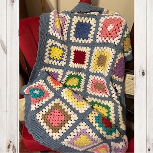 HANDMADE CROCHET THROW