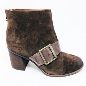 Korks Suede Heel Zip Ankle Boots